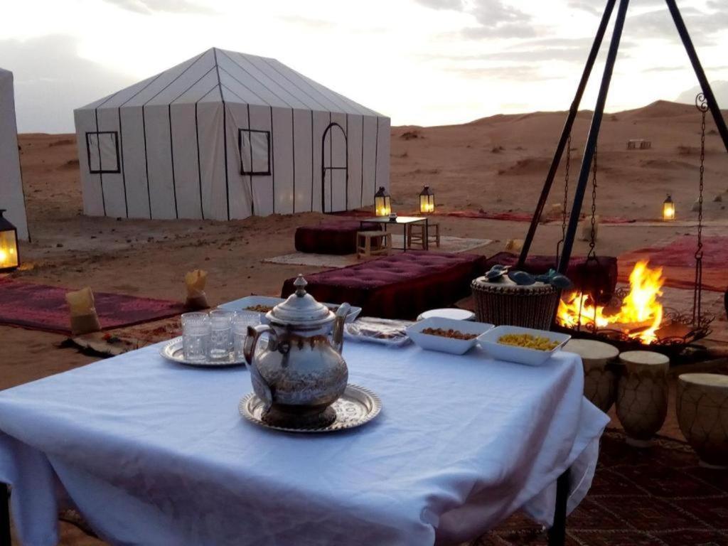 Ahlam Luxury Camp Hotel Merzouga Buitenkant foto